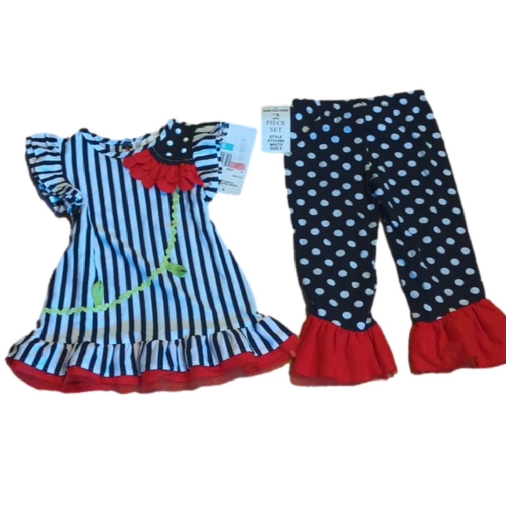 Boutique ruffle bottom children's set.